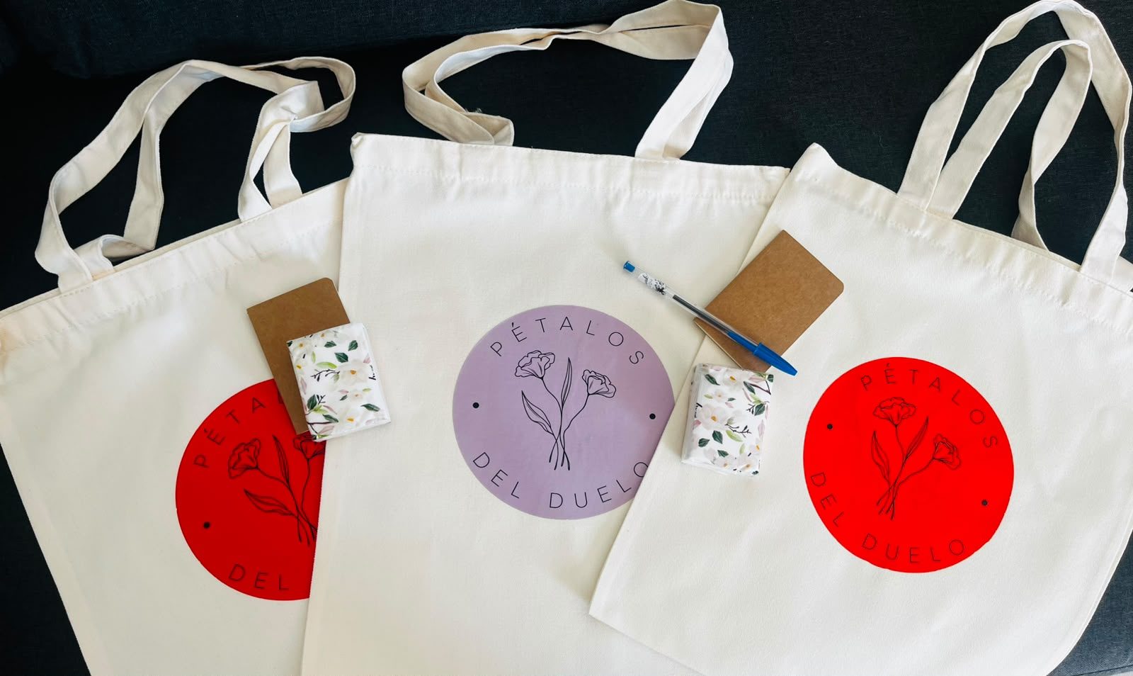 Tote del taller Pétalos del Duelo